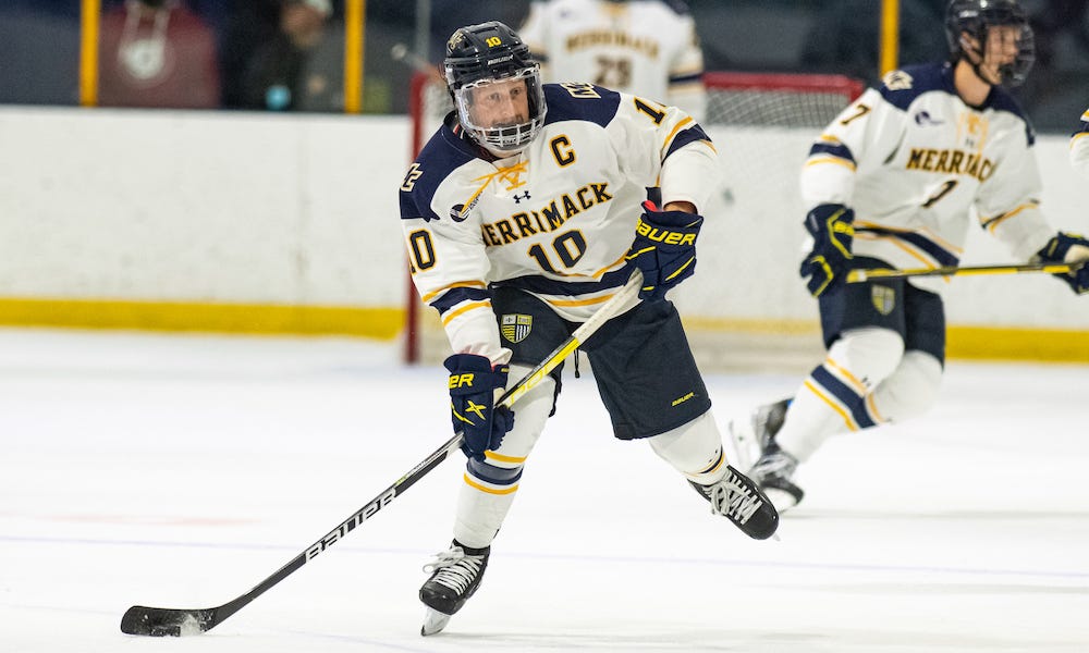 Newton named Hockey East Player of the Week