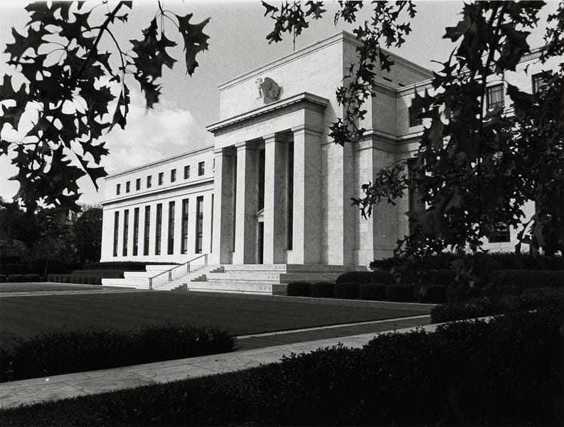 The History of Central Banking in America by Ryan DeLarme