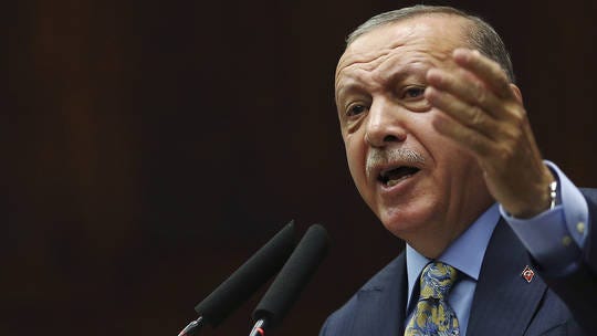 Az első számlálások szerint Erdogan vezet a török választásokon