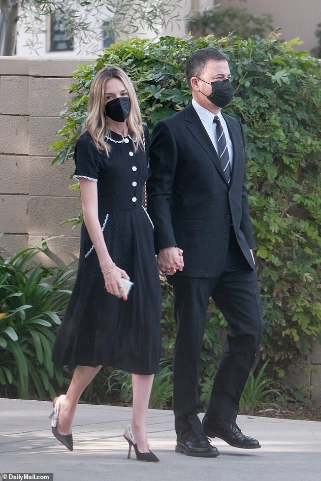 Jimmy Kimmel and wife Molly McNearney were seen leaving Saget's funeral