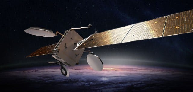 Boeing 702X satellite (image: Boeing)