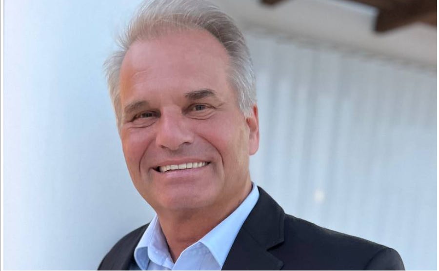 International Lawyer and Freedom Advocate Reiner Fuellmich Seized by German Government in Mexico 