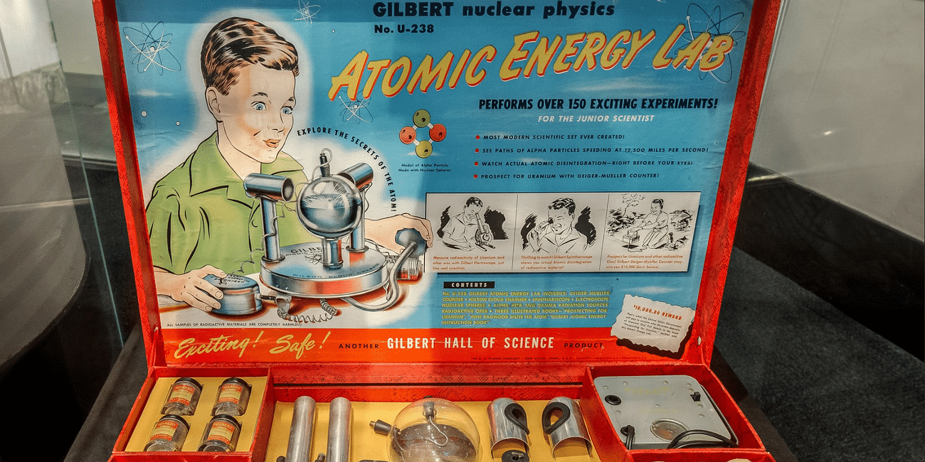 Kid's Radioactive Atomic Energy Lab Kit with Uranium (1950)