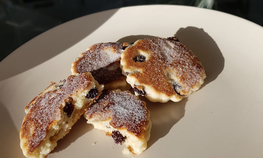 A welcome and Welsh cakes