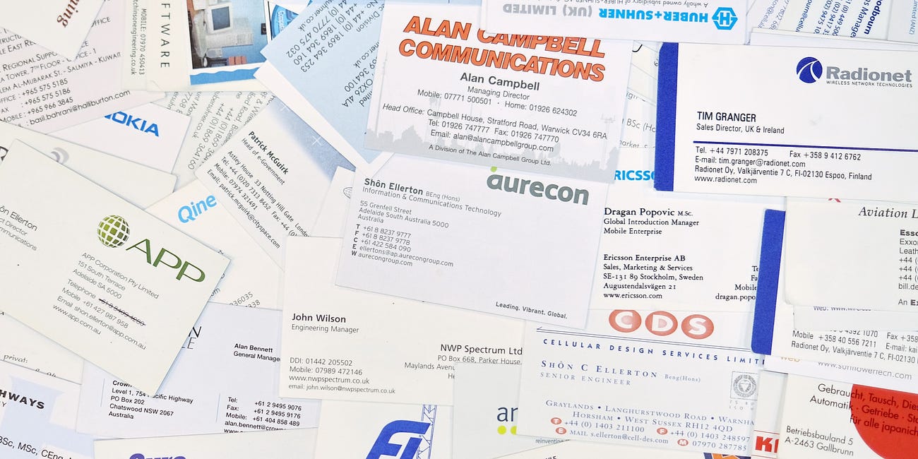 Why All Professionals Need Business Cards