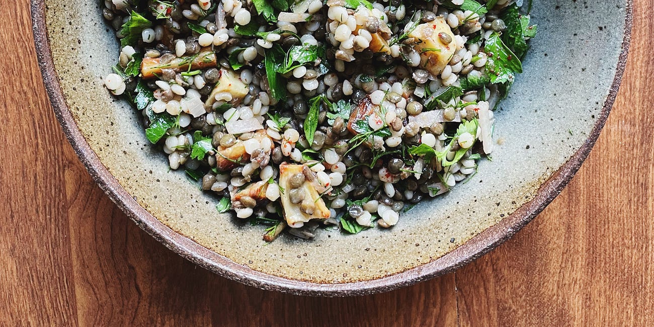 A lazy(ish) salmon-lentil salad for tonight and tomorrow