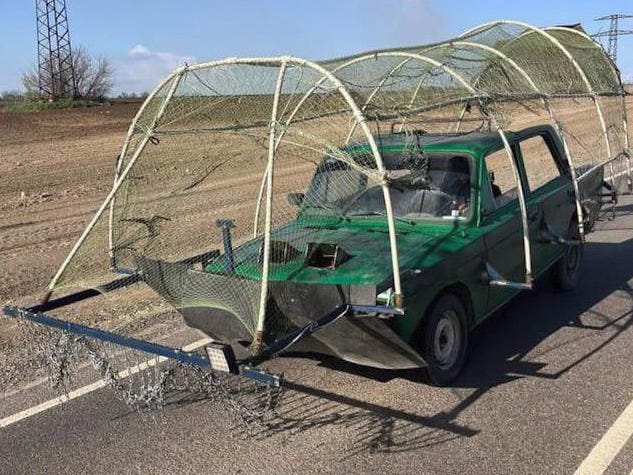 Russian Forces Attacked Bahatyr In a Long Column of Civilian Cars