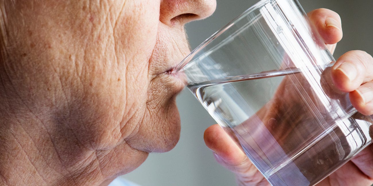 Drinking liquids with dysphagia: the plot thickens (sorry)