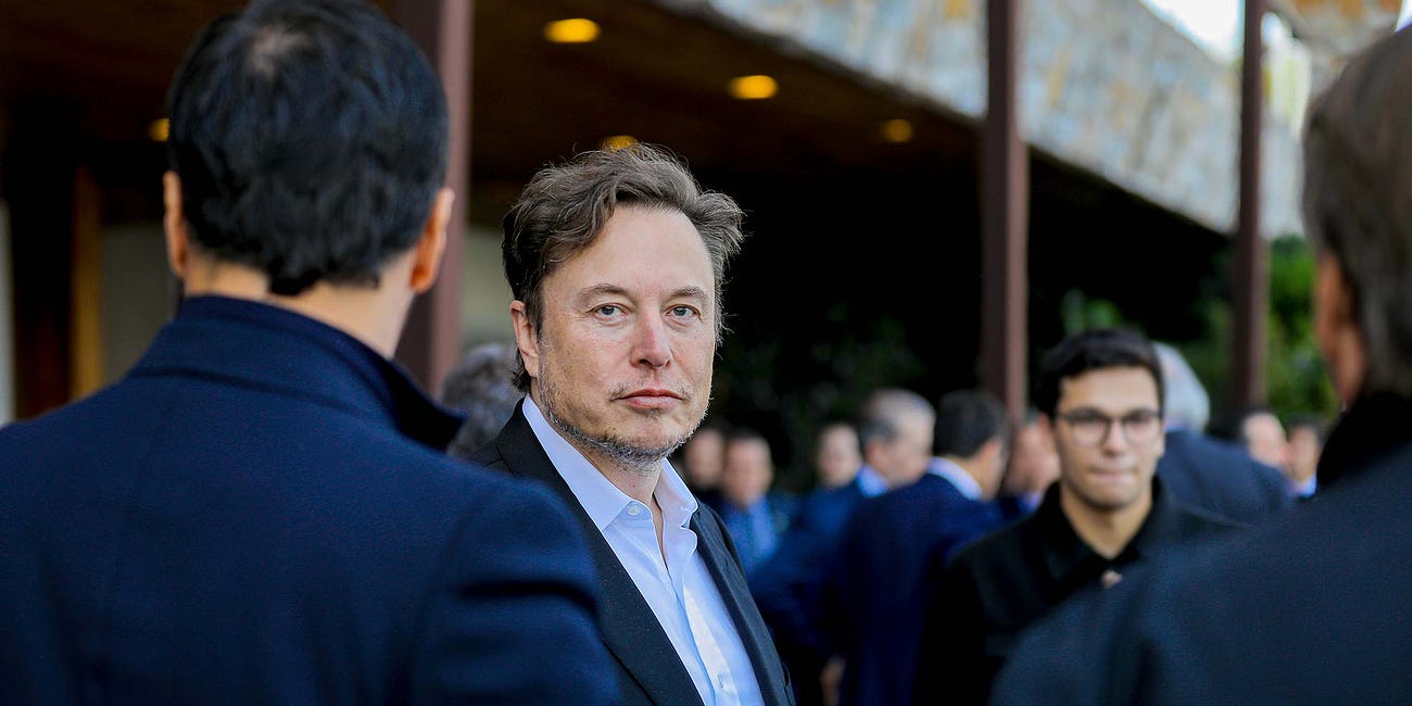 Elon Musk ångrar sig: Rubrikerna tillbaka på Twitter