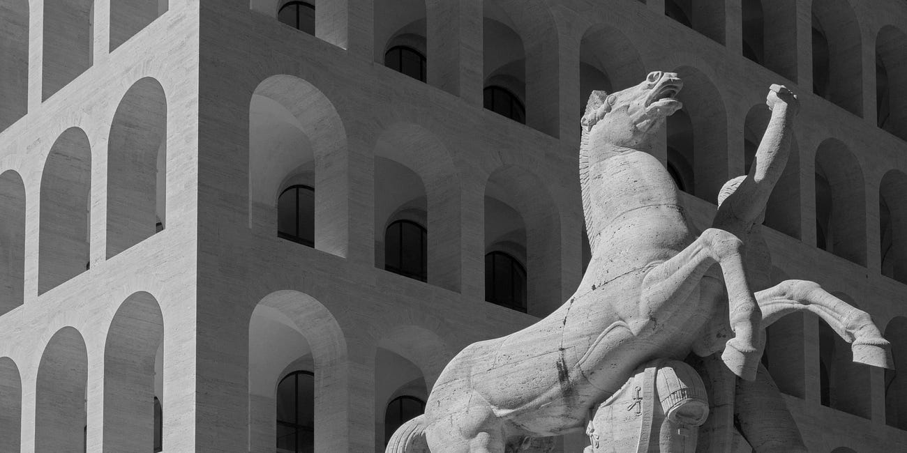E42 - Italy's Forgotten Utopia