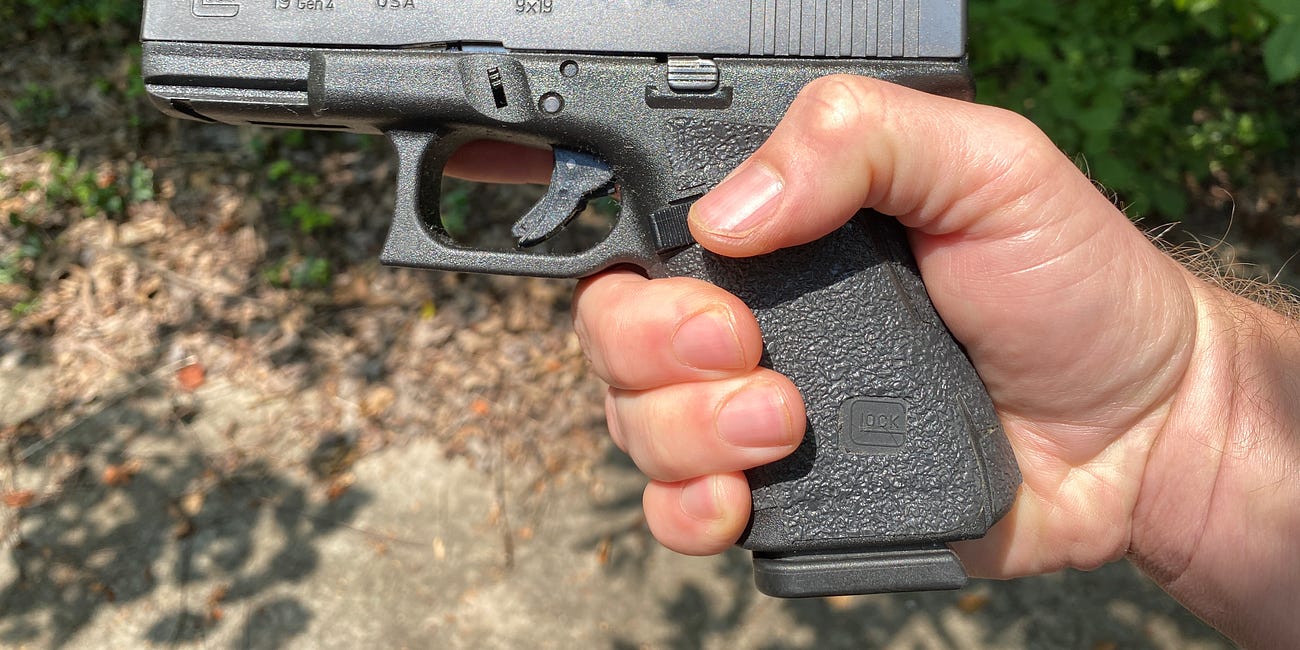 The Essential Guns: 9mm Pistol