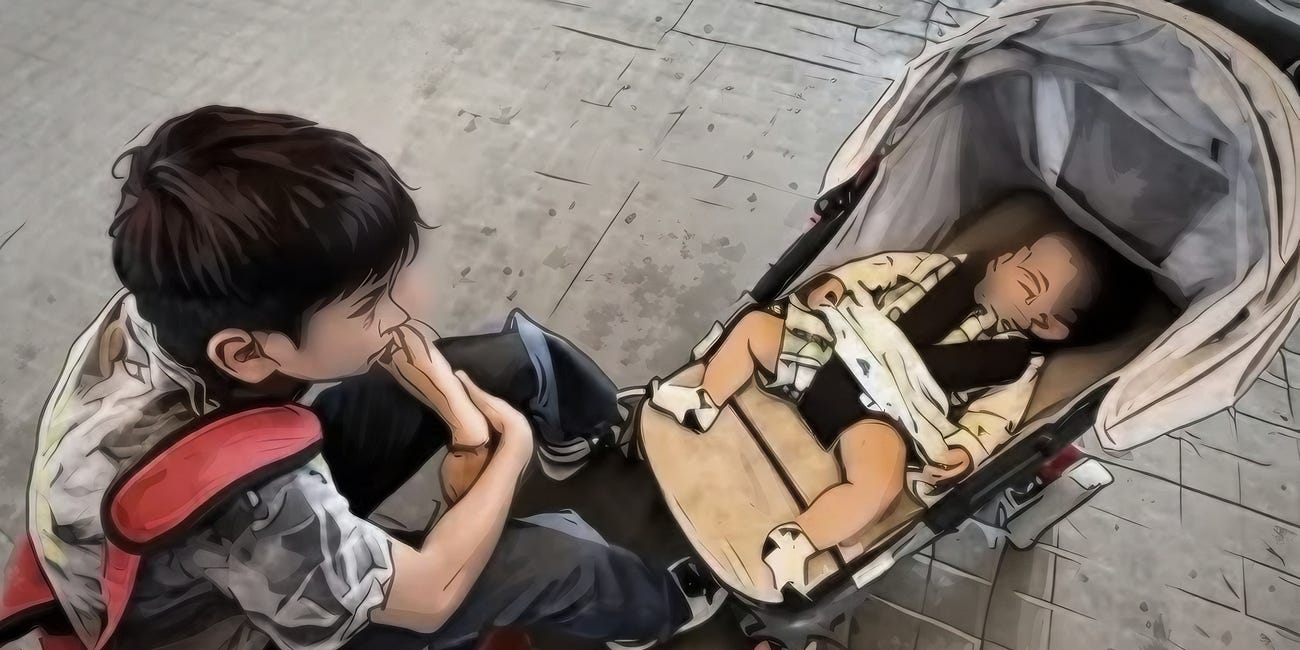 Día del Niño: Infante de 12 años viajó solo en el Mexibús con un bebé de 8 meses: “Mi hermano lloraba de hambre"