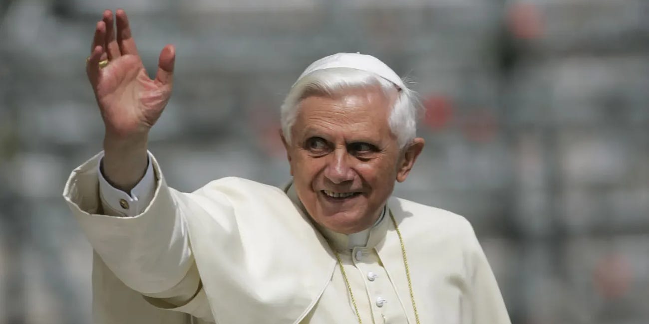 11,500 podpisov pre kardinálov spred roku 2013 o prekážkach na stolci Benedikta XVI.