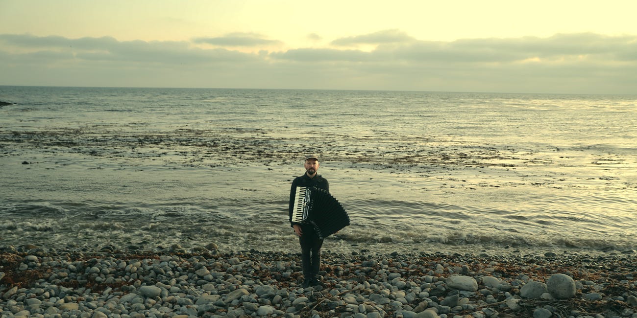 3 Perfect New Ambient Albums