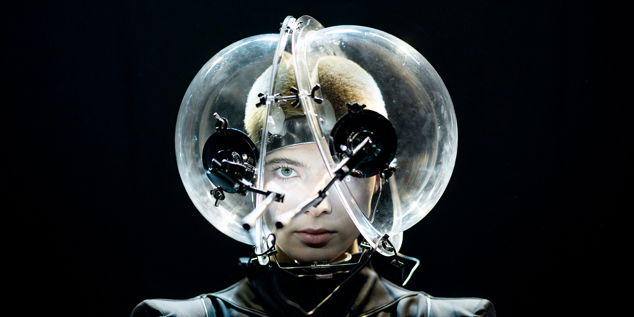 Hi tech Fashion