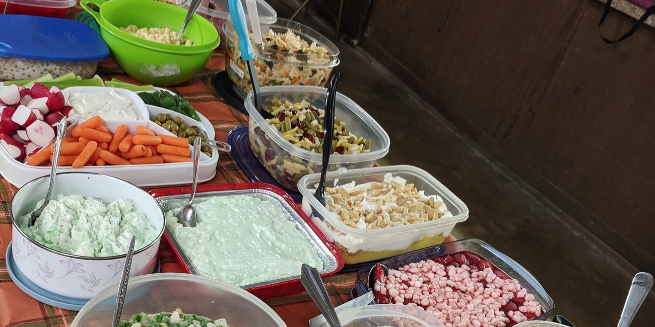 How much jello salad can 200 people eat in an hour?