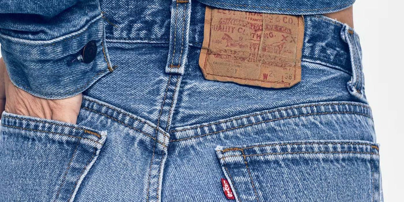 Levi's의 Darkest Hour: D2C와 Asia는 그들에게 광명이 될 수 있을까요?
