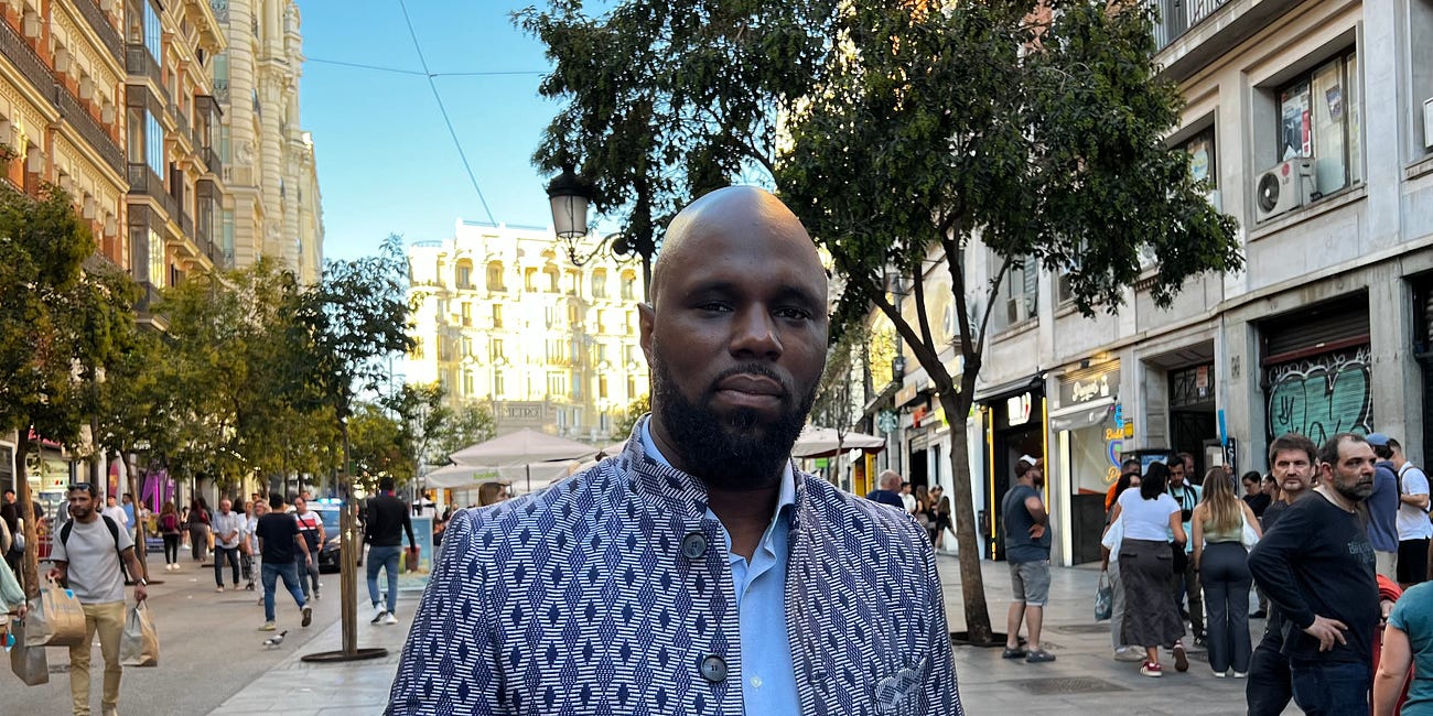 Kemi Seba: "Si los líderes africanos se comportan como mendigos, África será tratada como un continente pobre"