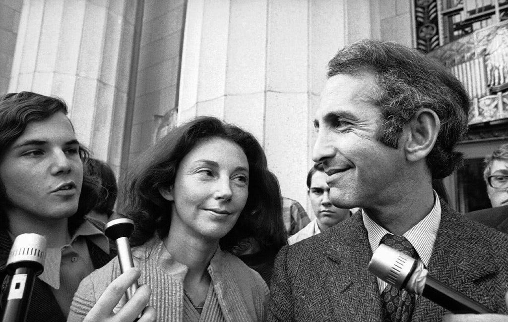 The Ellsberg Paradox: Can Uncertain Investments Be Your Safest Bet?