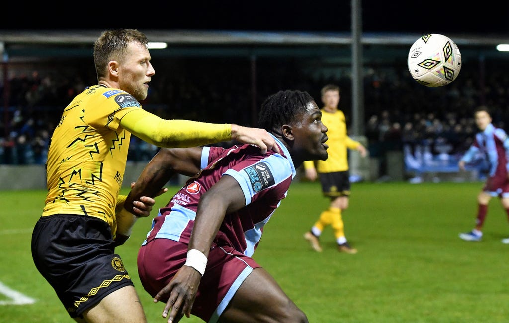 The United Review - A game of chances, the Bawa man, Pierrot's bench impress and more