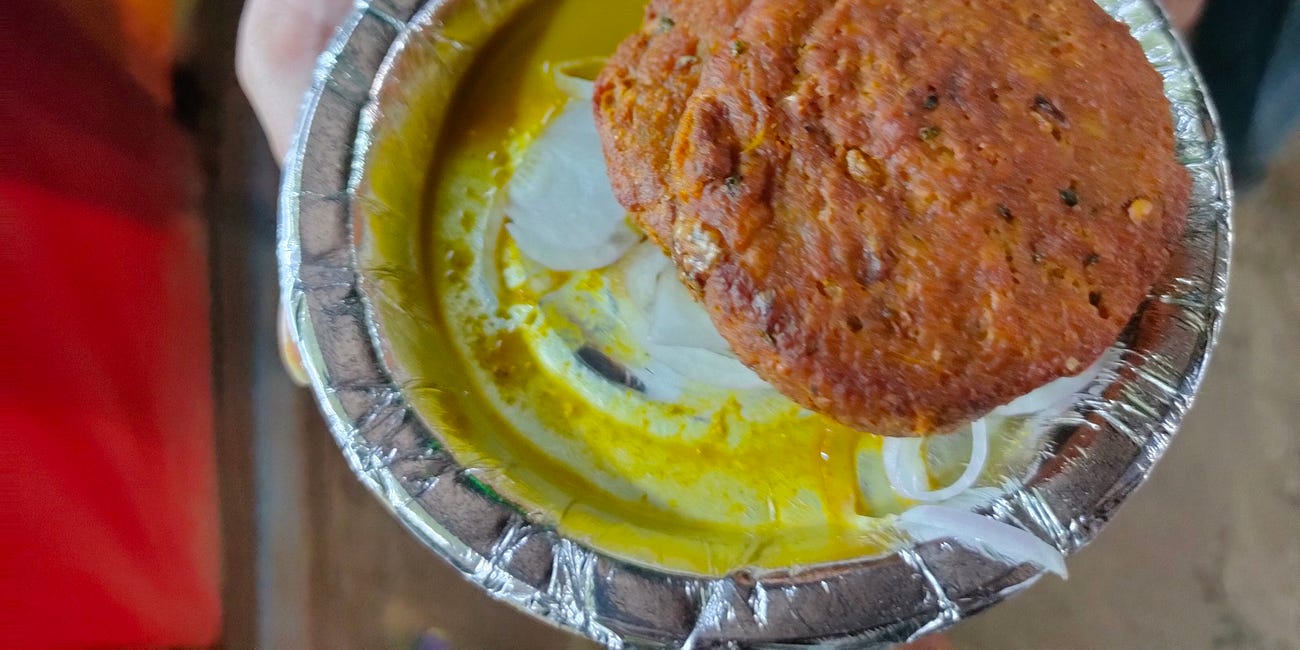 Burst of Flavour Besides the Bakery : Bhaijaan's Shami Kebabs in Chitli Qabar