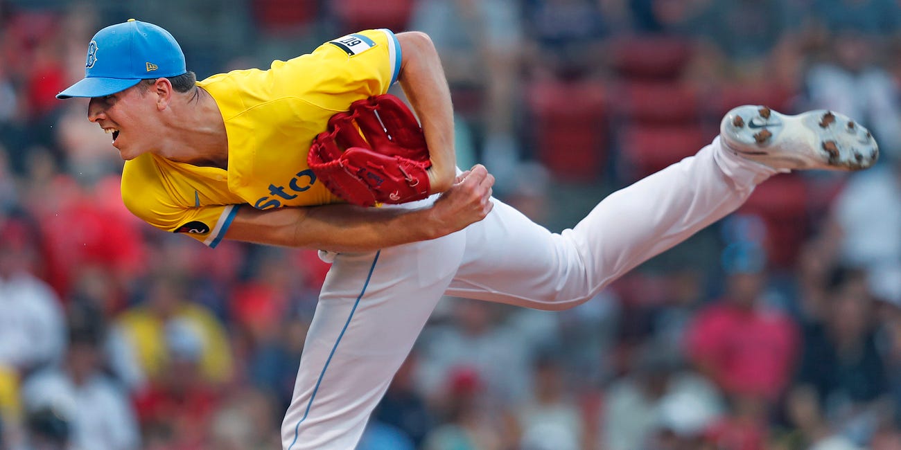 Should the Red Sox consider bringing back Nick Pivetta before camp opens in February? 