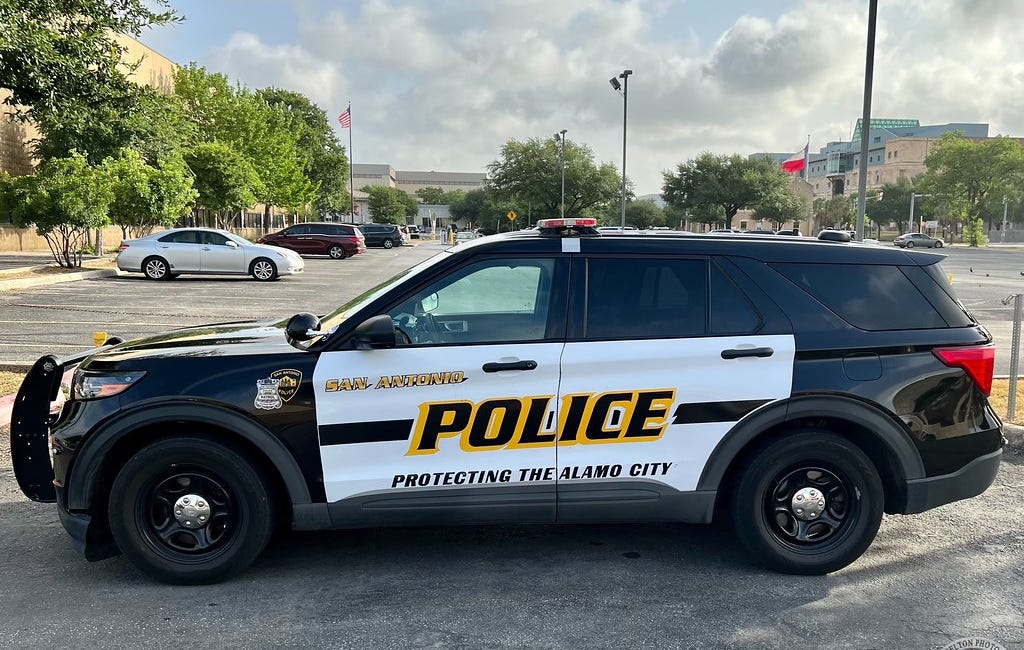 Unnamed Teen Randomly Stabs Man