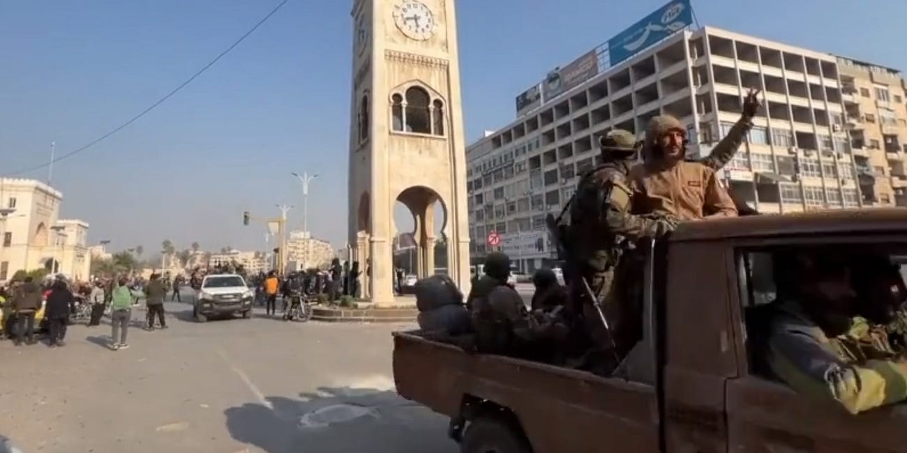 Terroristák foglaltak el egy újabb kulcsfontosságú szíriai várost! - Videó