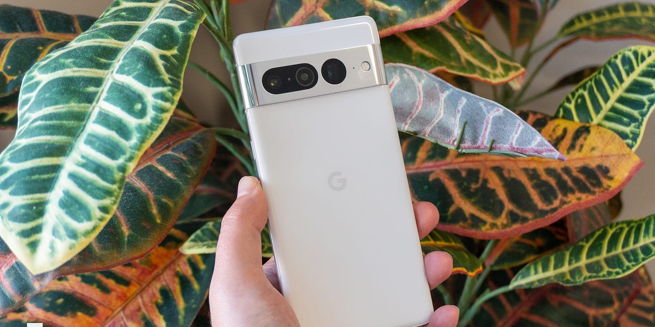 Your Pixel 7 Pro can now get *really* close in videos