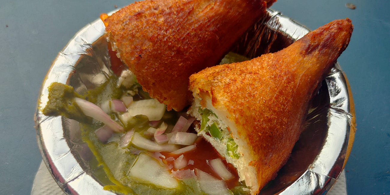 Dahi Ke Sholay at Pandit Ram Sharan Sharma in INA : Delhi’s most Underrated Veg Street Food