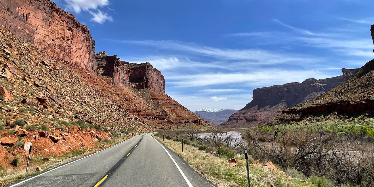 Route 128 to Moab, Utah: A Scenic Trip Along the Colorado River