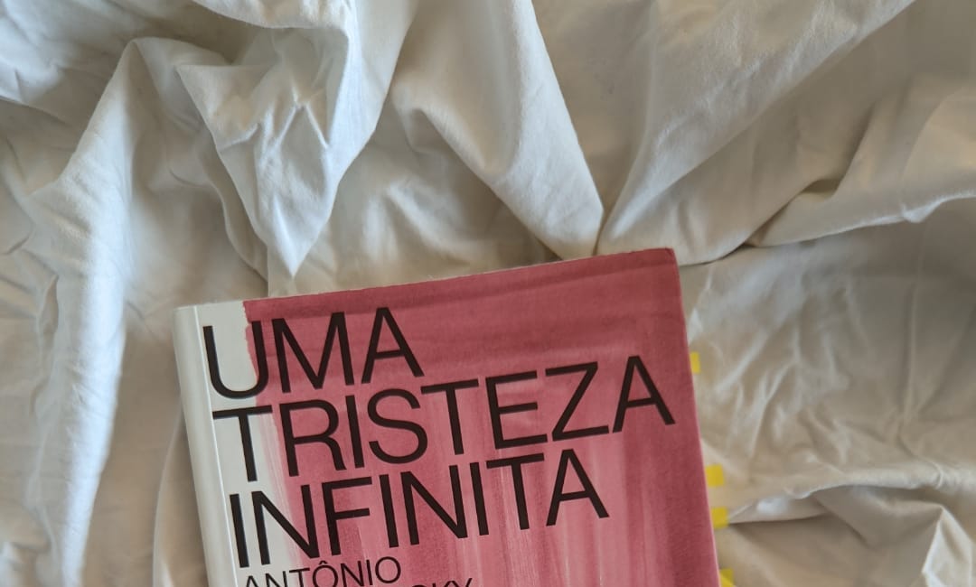"Uma Tristeza Infinita", de Antônio Xerxenesky
