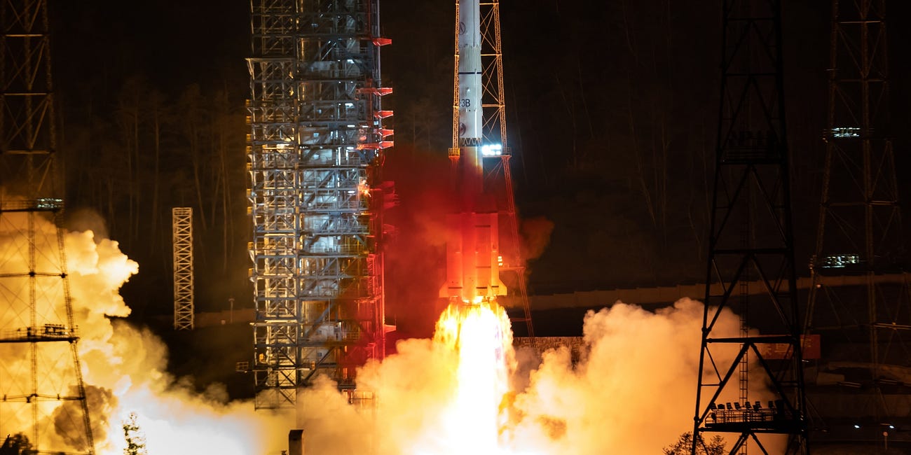 Crewed Spacecraft Communications Satellite Launched! [Long March 3B/E]