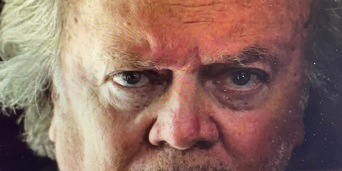 Steve Bannon reads Christopher Lasch