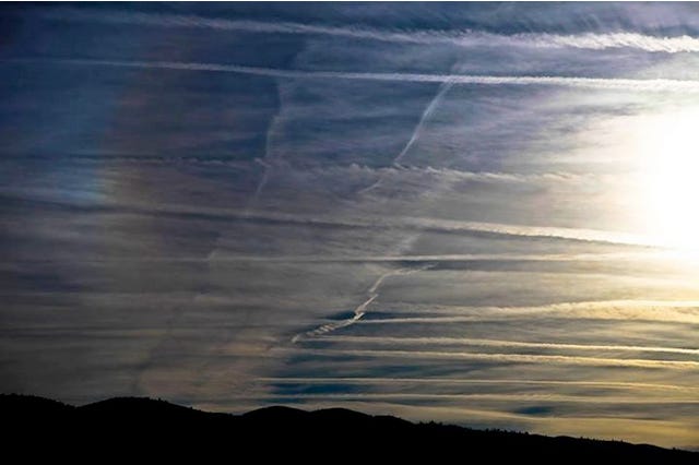 s.a.i. (chemtrails) - photo documentation of how it's done