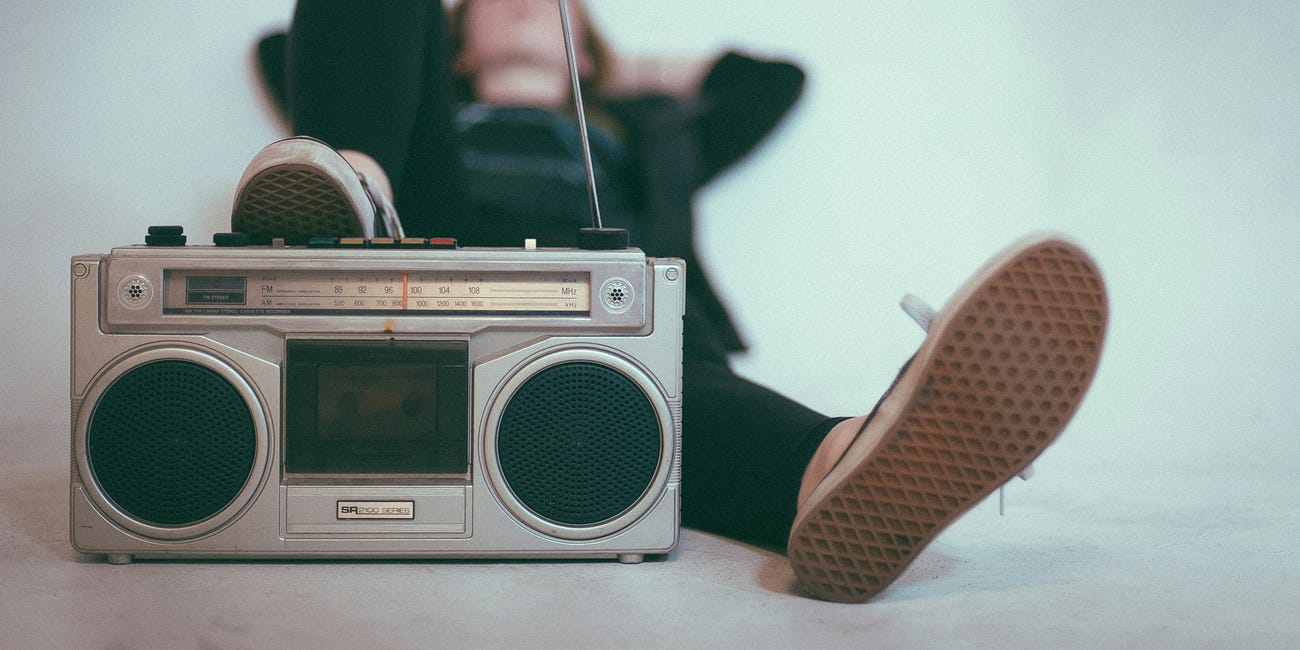 Polish radio station replaces staff with AI