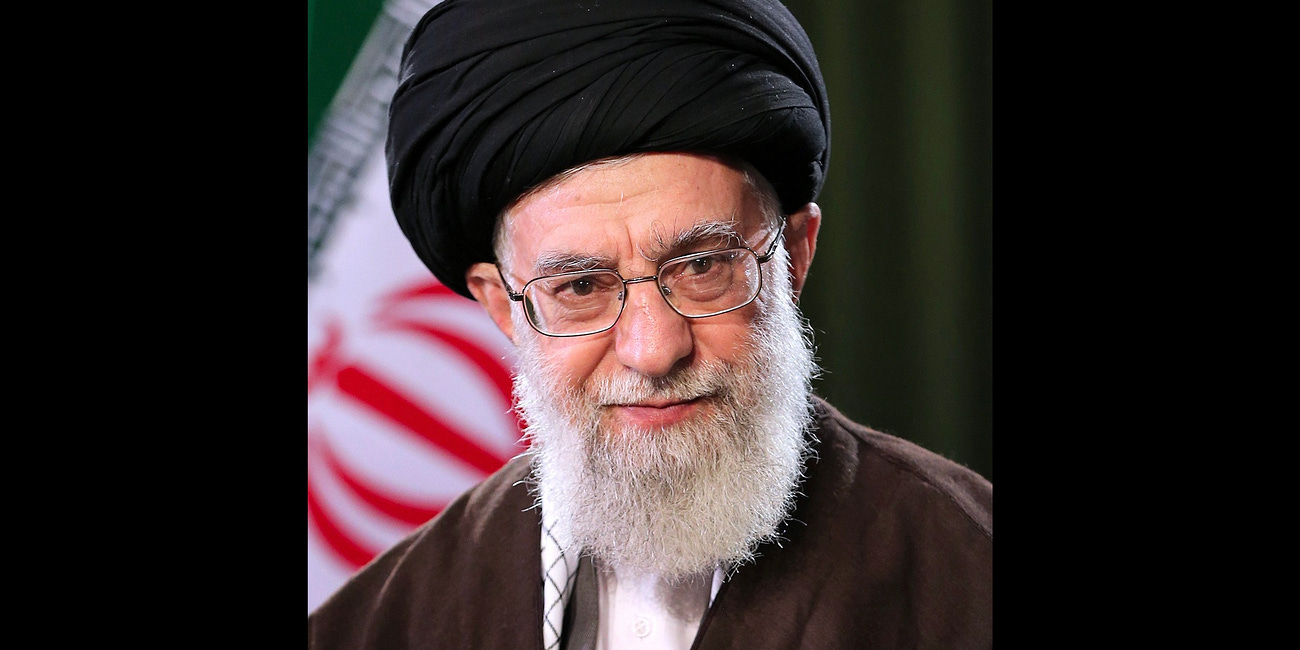 The Iranian and Saudi Regimes Must Go