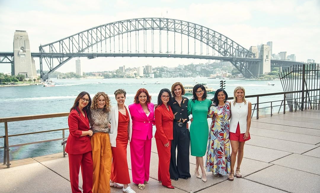 The Meno Posse Descend into Sydney