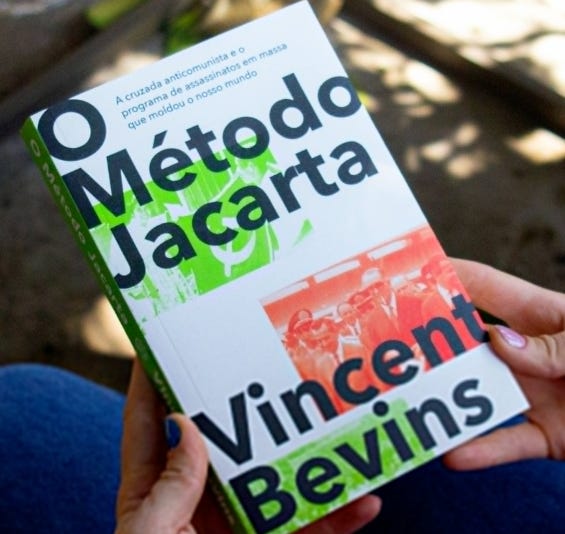 Falsehood Jakarta Method [CIA] and Toppled 'Marie Antoinette Families' in Jakarta Due to Increased Inequality, Nepotism: Tale of Regret from Indonesia and U.S.