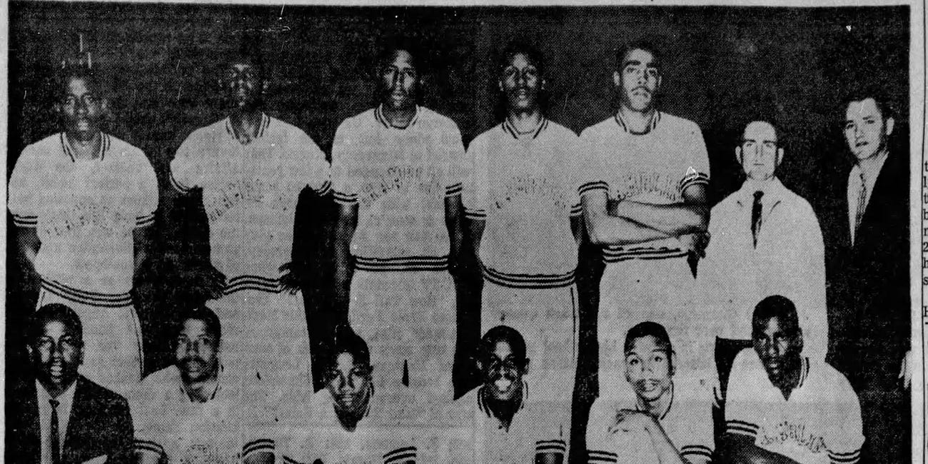 Madness Moments: Willis Reed Is Smiling 