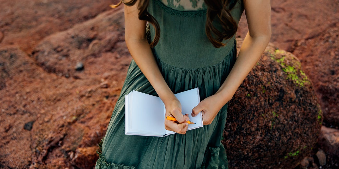 ✒️Teaching Writing Isn’t Enough: How to Teach Kids to Synthesize like a Savant