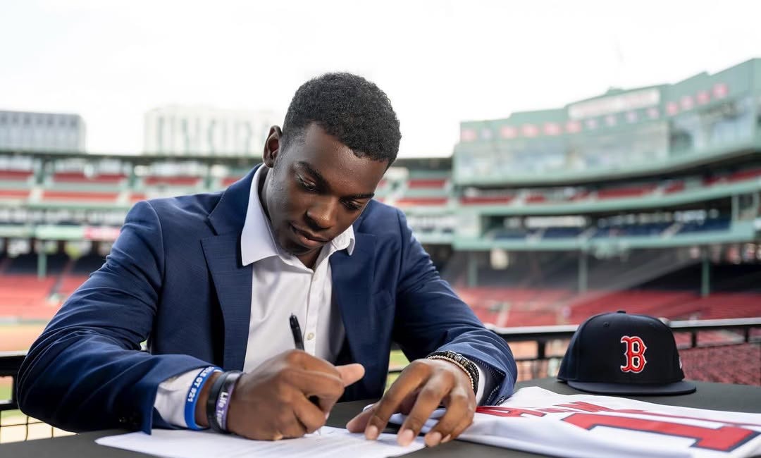 Red Sox two-way prospect potential breakout candidate; has hit 100 mph on fastball in high school 