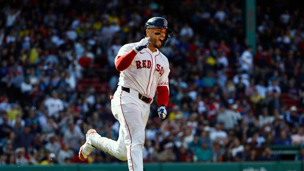Carlos Narváez has shattered expectations so far with the Red Sox 