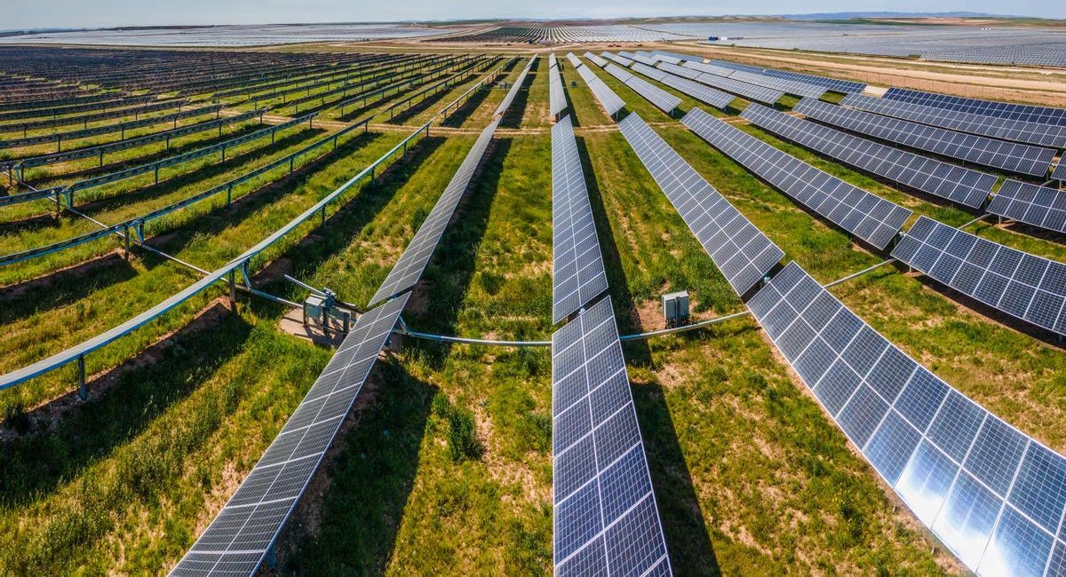 Solar Fotovoltaica: Luces y Sombras en el Territorio