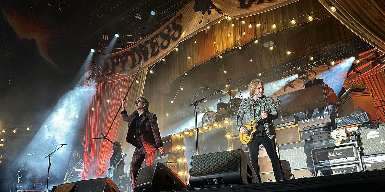 A wild night at Chicago's Aragon Ballroom with the Black Crowes