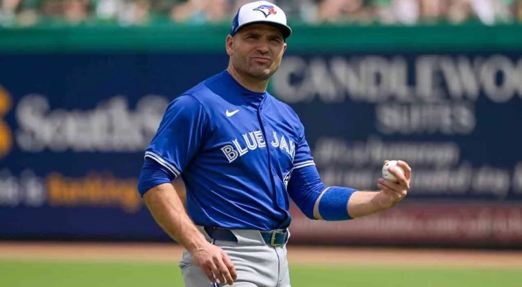 Blue Jays' Hayden Juenger hit with 'wow moment' seeing Joey Votto walk into Triple-A locker room 