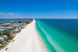 Anna Maria Island Businesses Reopen as Spring Break Crowds Arrive