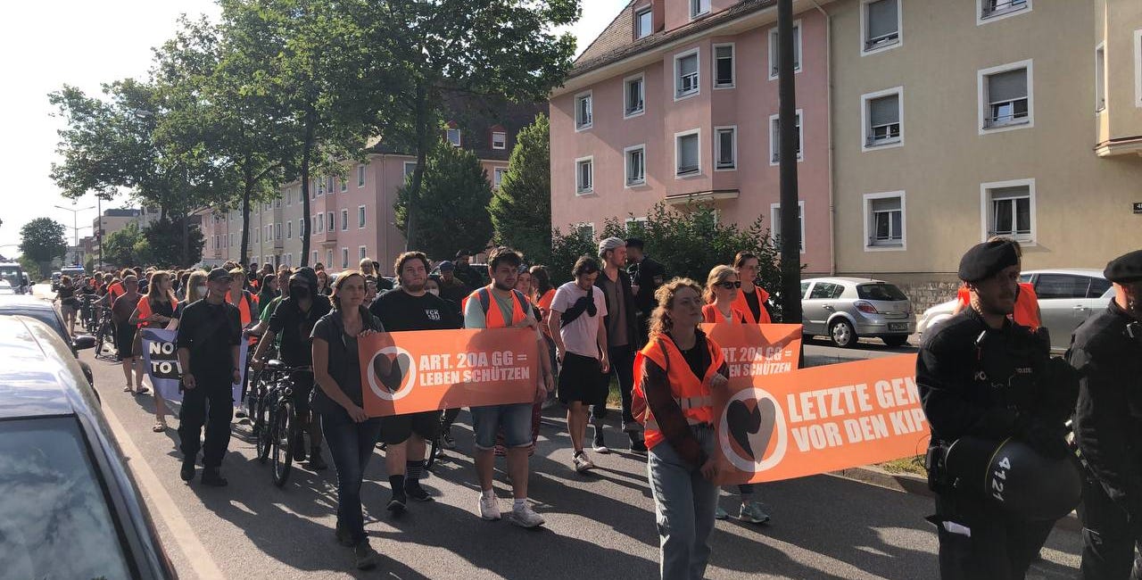 Gewahrsam bei friedlichem Protestmarsch in Regensburg