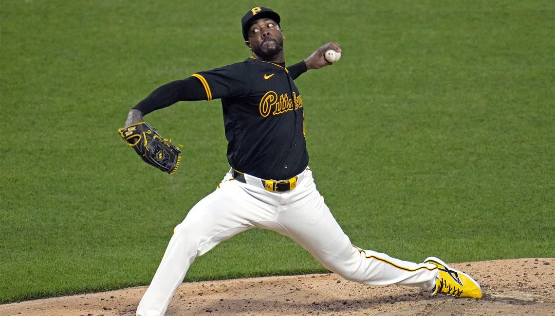 Red Sox bolster bullpen with signing of Aroldis Chapman