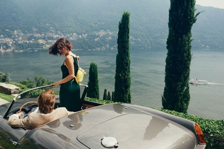 #032 — Why are we obsessed with the old money aesthetic?